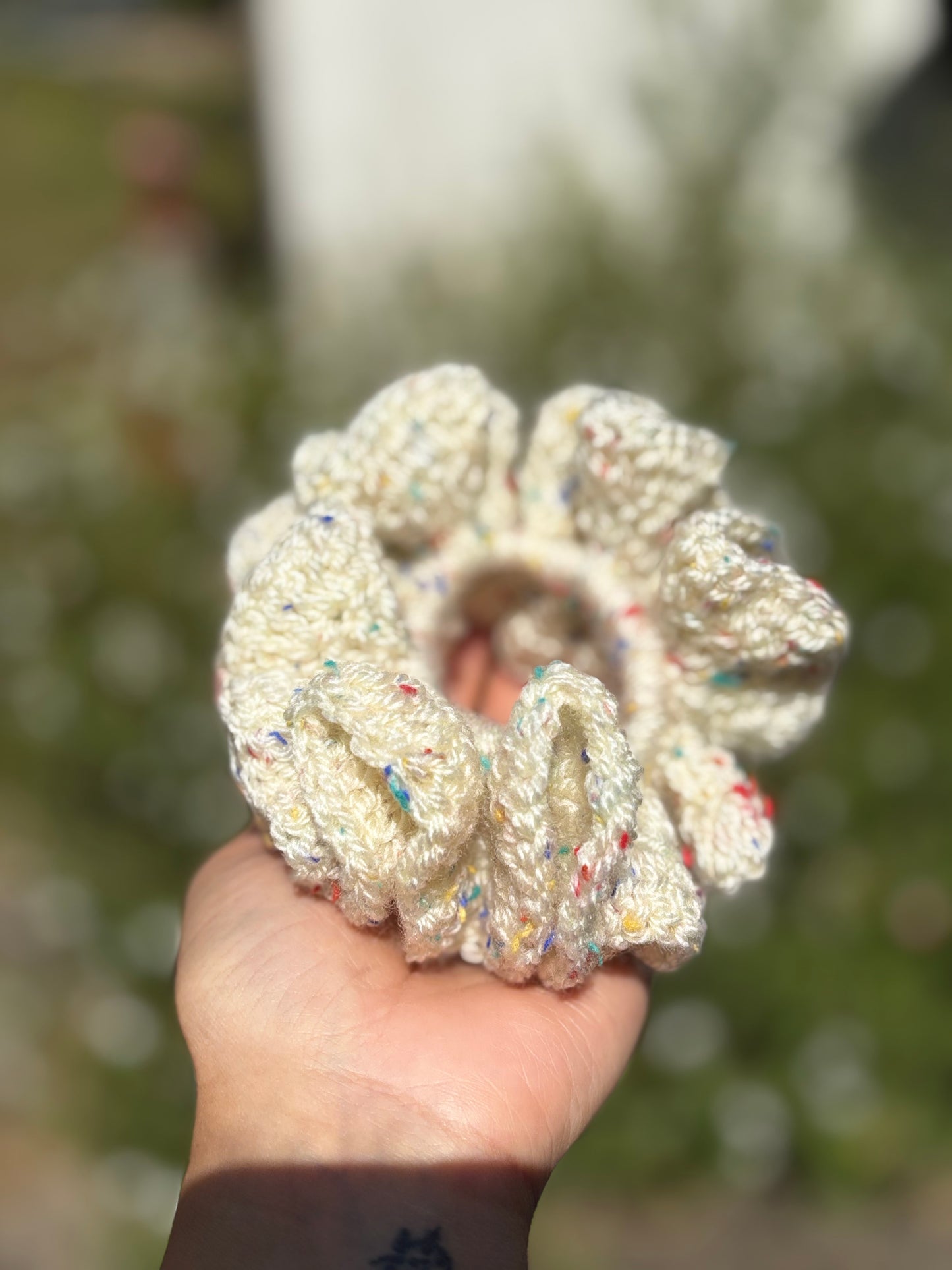 Nougat scrunchie