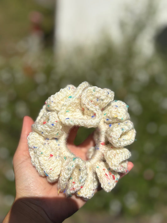 Nougat scrunchie